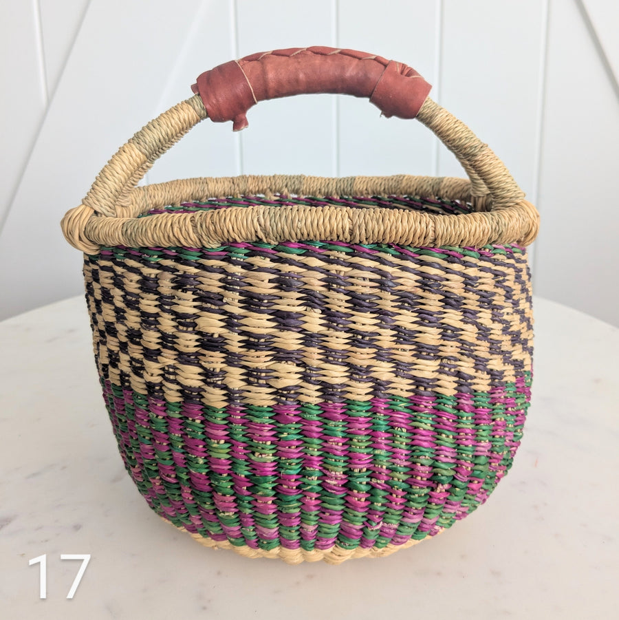 Small Foraging Bolga Basket - Patterned Designs