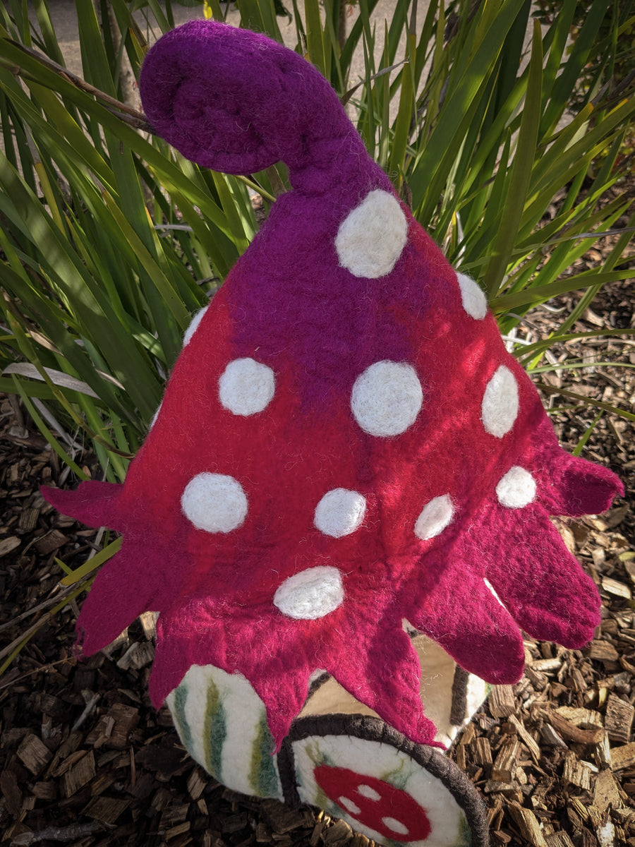 Felt Home | Mushroom Toadstool Home XL (60cm)