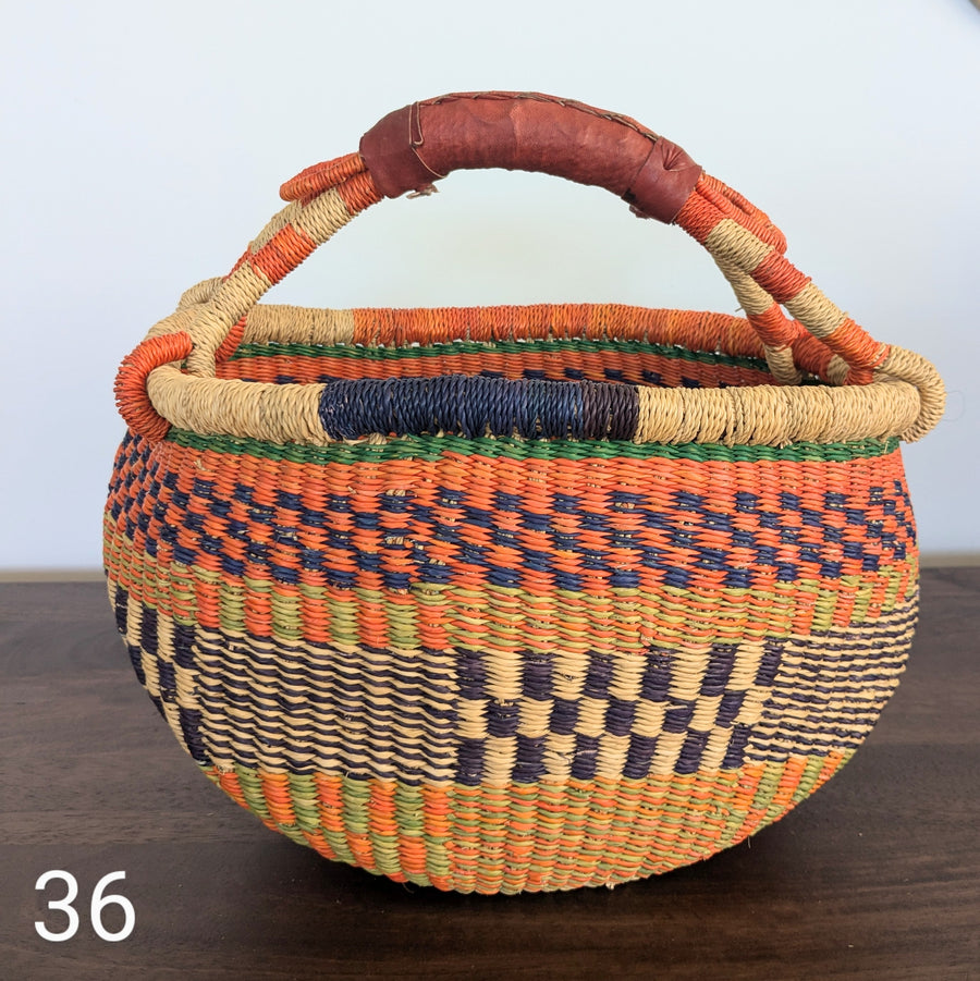 Small Foraging Bolga Basket - Patterned Designs