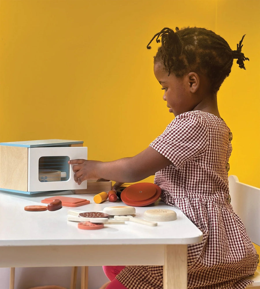 Mentari Toys | Wooden Microwave Set