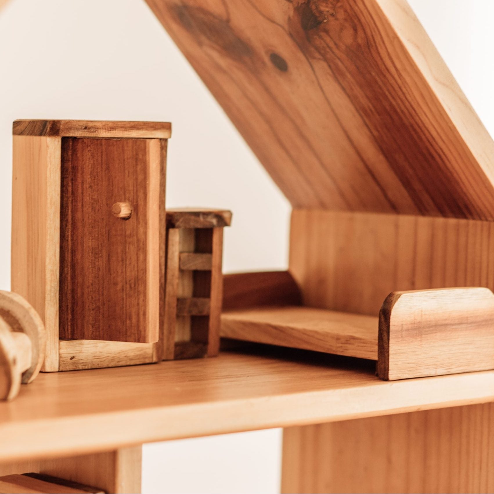 Qtoys Wooden Doll Bedroom Furniture Fairplay