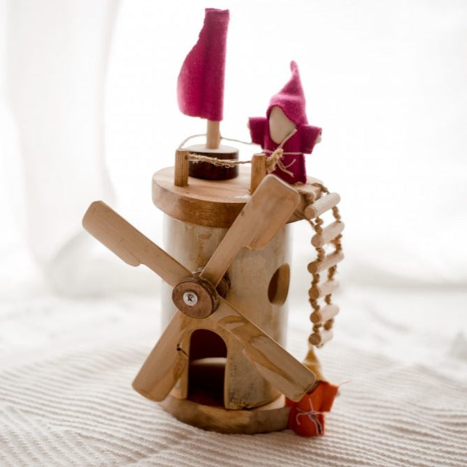 Qtoys | Wooden Windmill and Gnomes