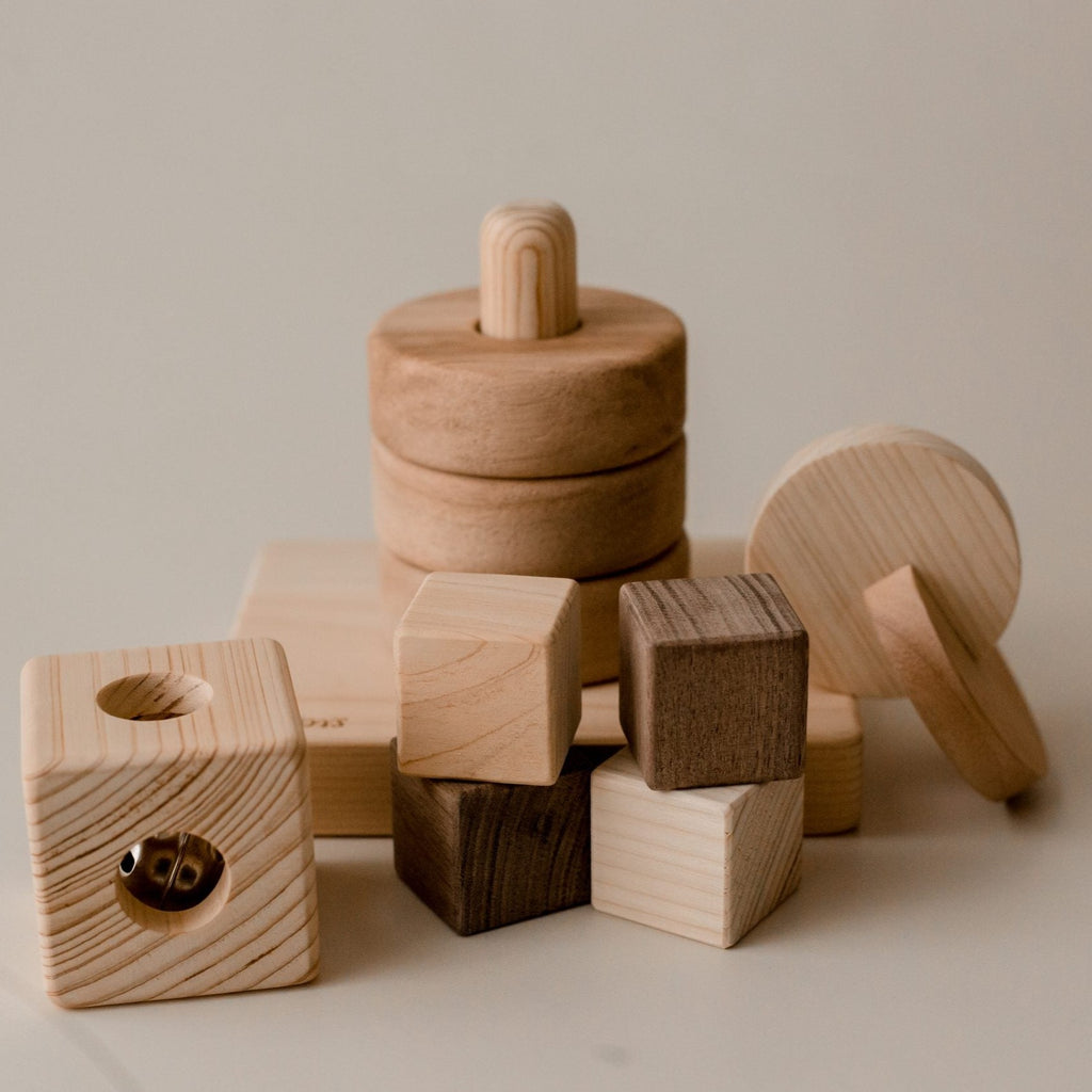 Baby shower gift set natural and eco friendly