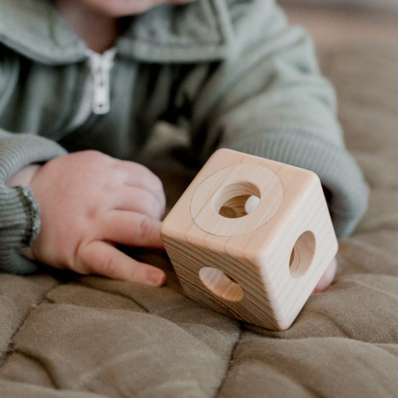 Quadra Rattle Qtoys | Wooden Cube Rattle – Fairplay