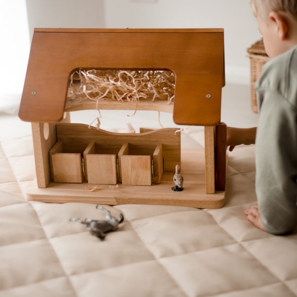 Qtoys | Wooden Horse Stable