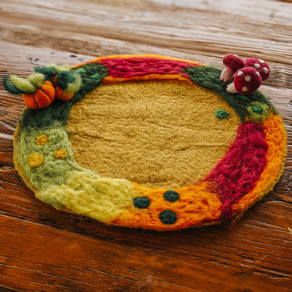 Felt Seasonal Play Mat - Autumn