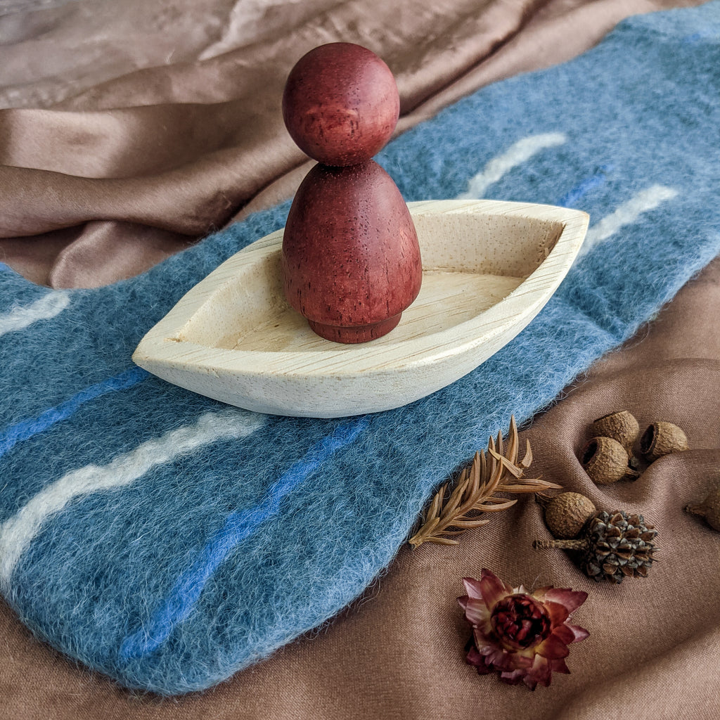 Felt river toy