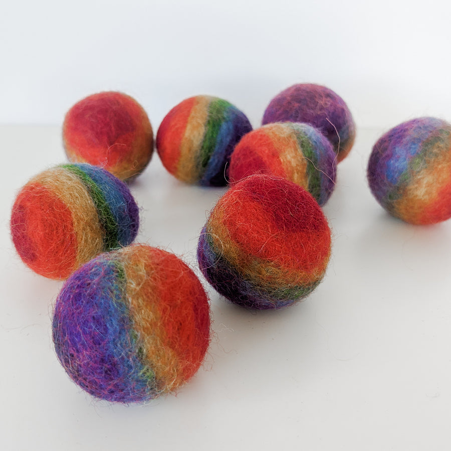 Rainbow Felt Balls Mixed - Medium