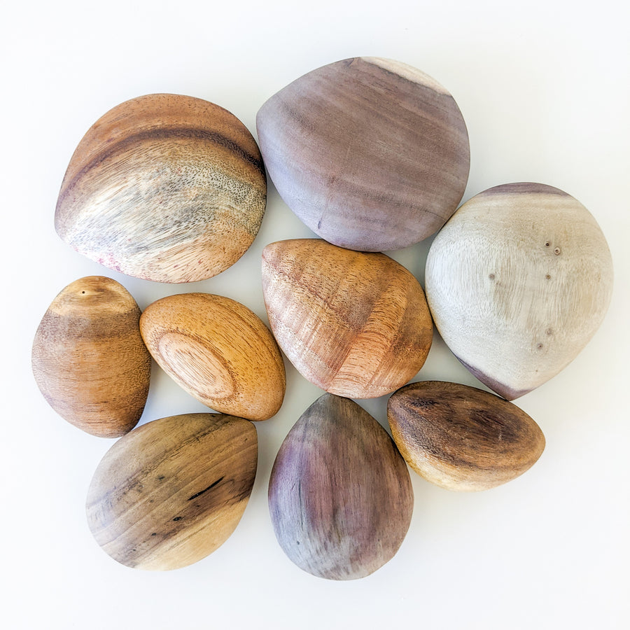 Wooden Pebble Set