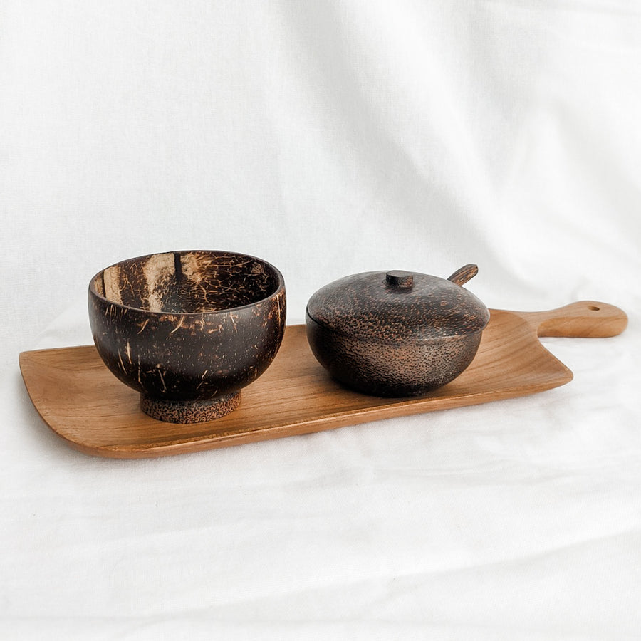 Coconut Potion Dishes with Wooden Tray