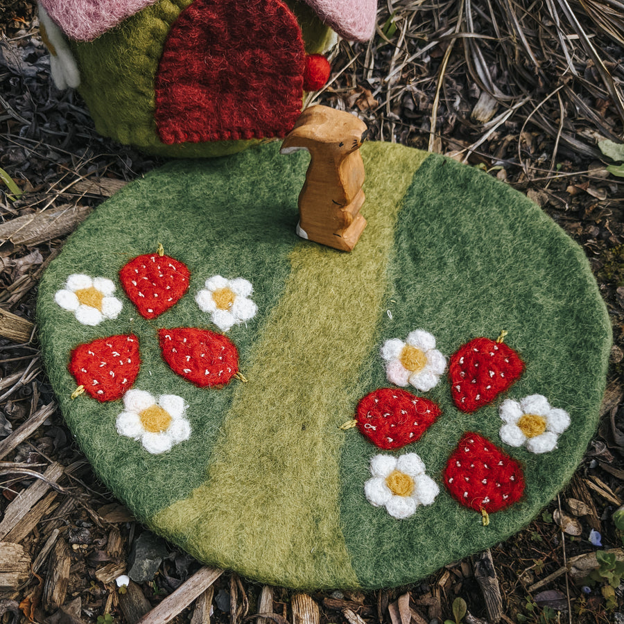 Felt Home and Play Mat | Strawberry Patch