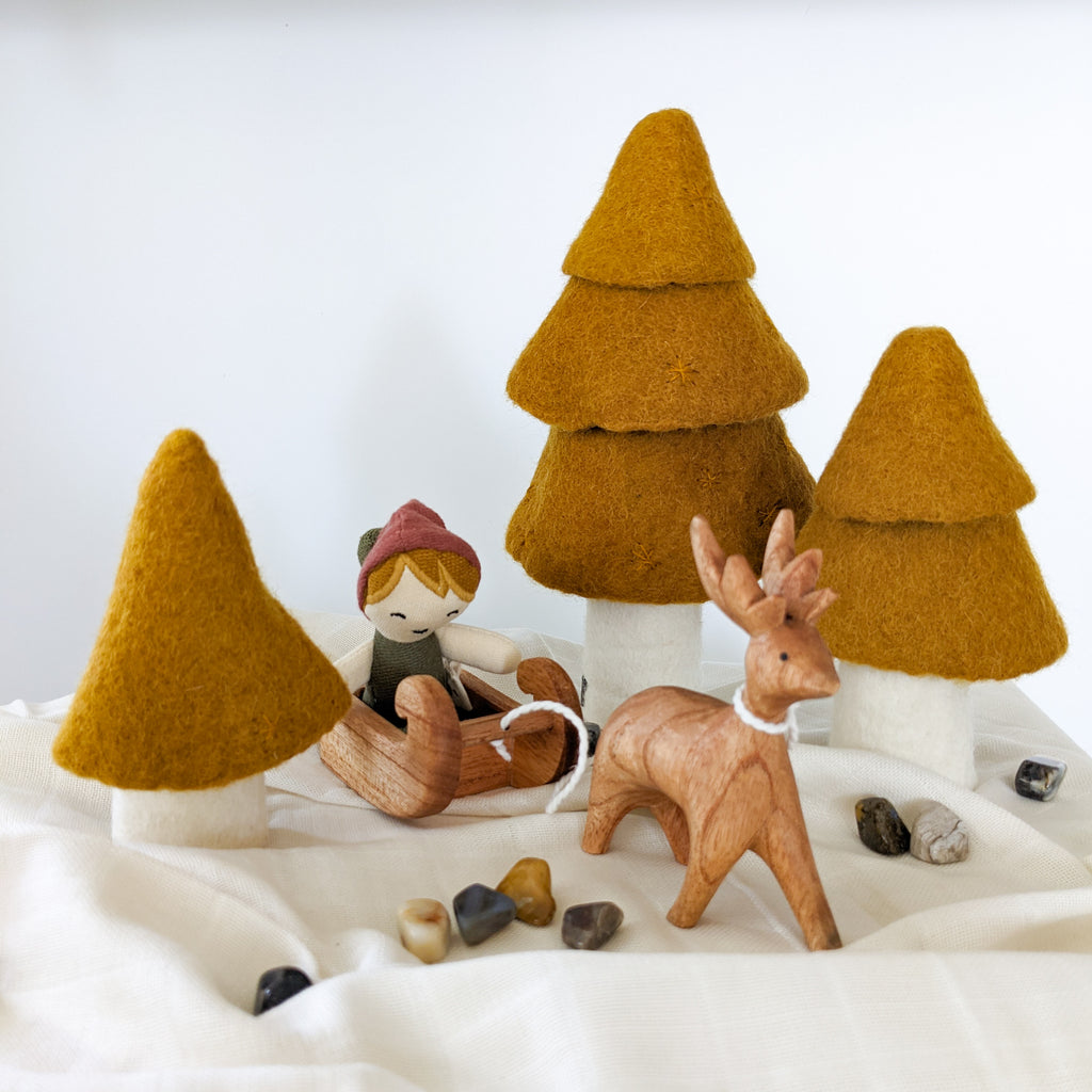 Muskhane Felt Fir Christmas Trees | Gold