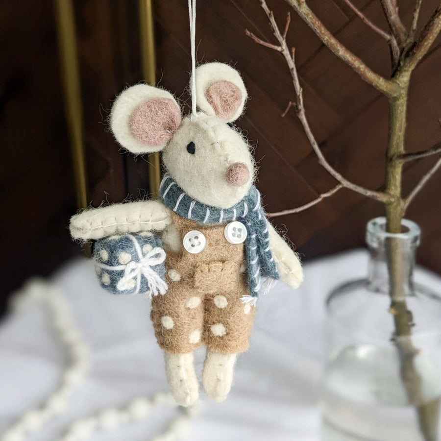 Christmas Decor - Felt Mouse with Present | 2 Variants