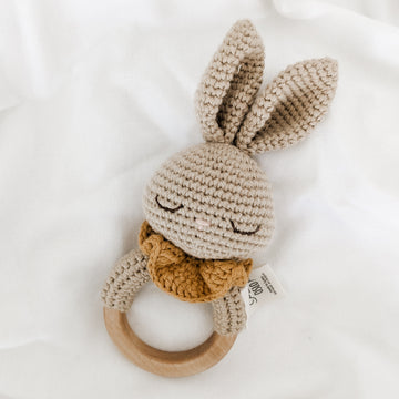 Patti Oslo Natural Teething Ring with Bell | Beti Bunny