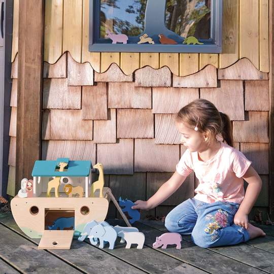 Wooden Noah's Ark Play Set