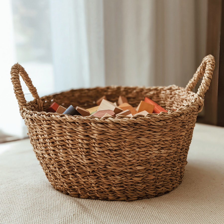 Eco-friendly, sustainable, handwoven round basket. Perfect fairtrade accessory to decorate any room. 