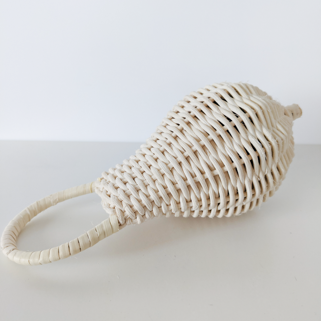 Rattan Shaker - Natural