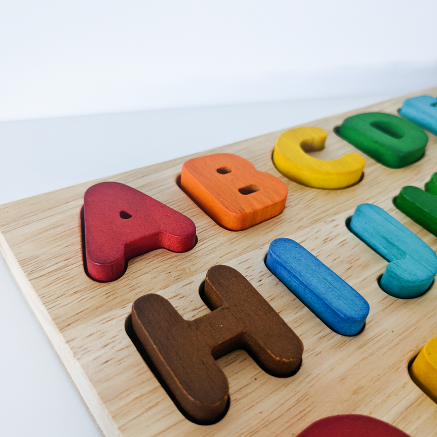 Qtoys | Wooden Alphabet Puzzle - Coloured Capital Letter