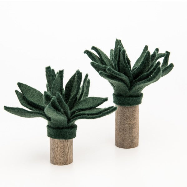 Palm Trees felt toy made by a fair trade women’s cooperative. Eco-friendly, natural toy for kids. 