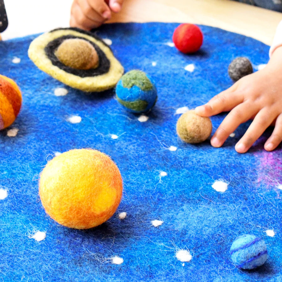 felt solar system toys