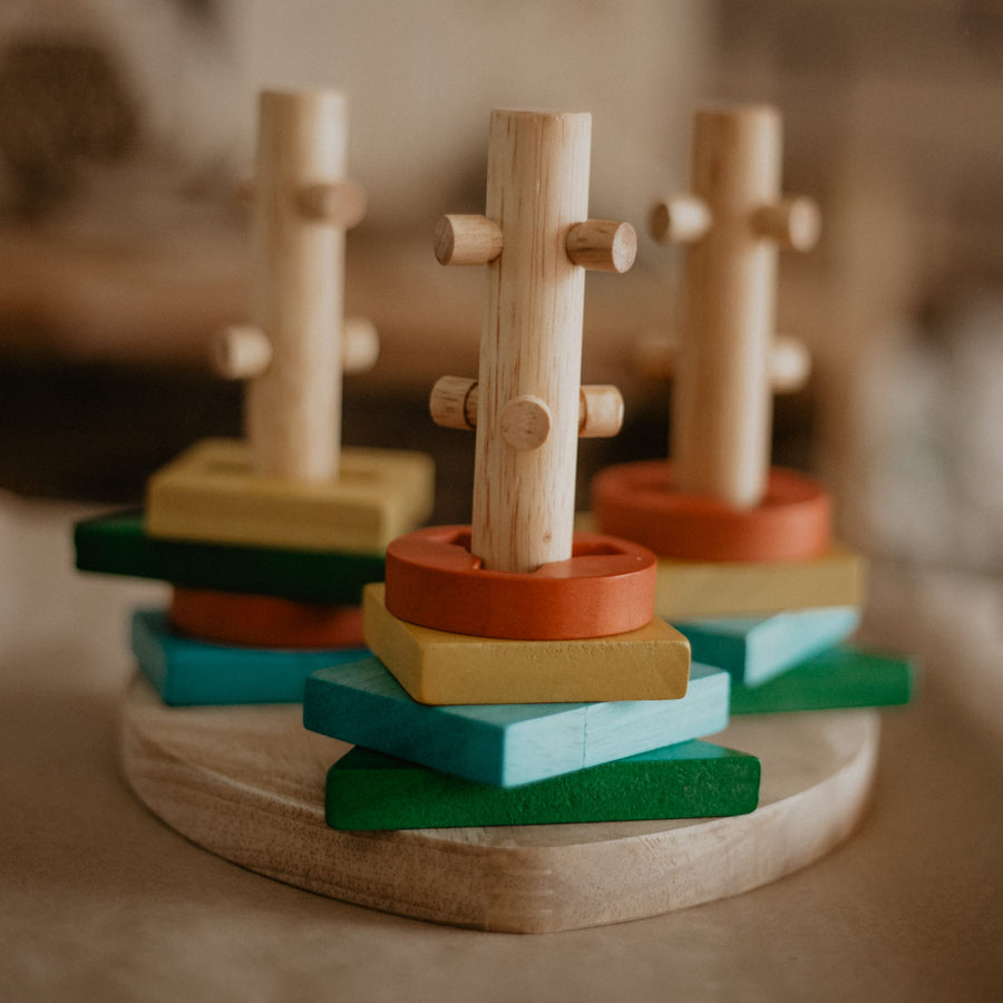 Qtoys | Montessori Twisting Disc Stacker
